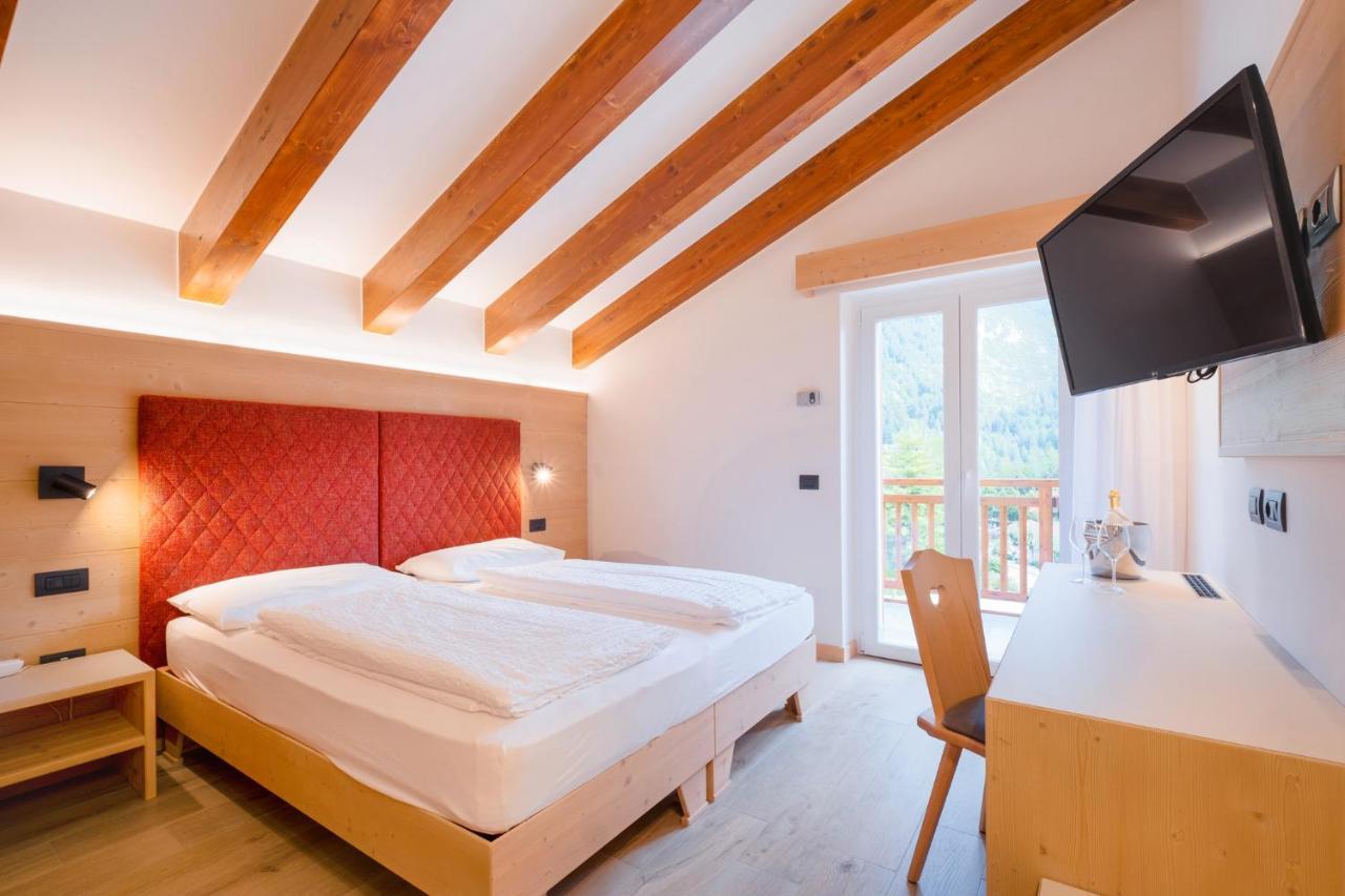 Hotel Zurigo Molveno Esterno foto
