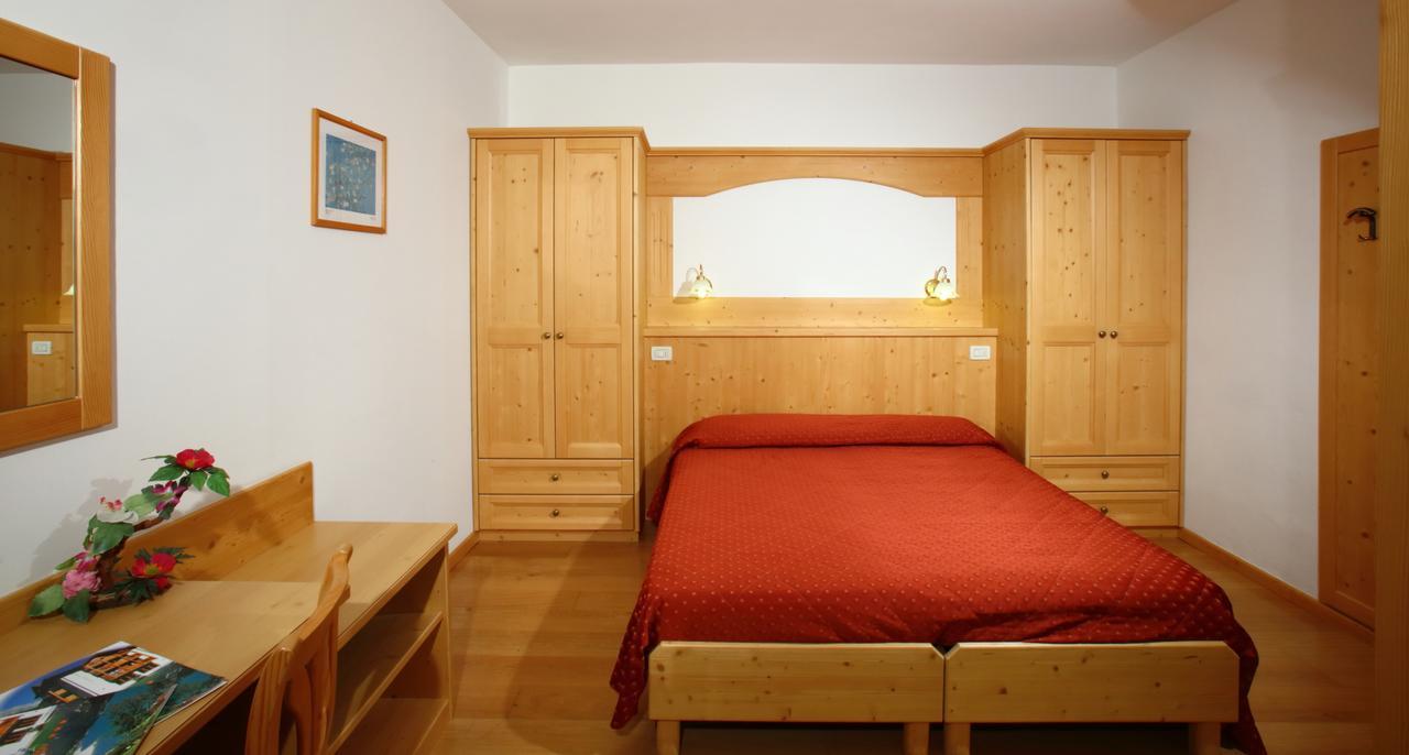 Hotel Zurigo Molveno Esterno foto